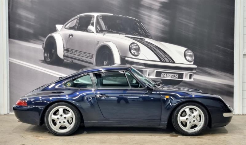 1995 Porsche 911 Coupe Carrera 4 993