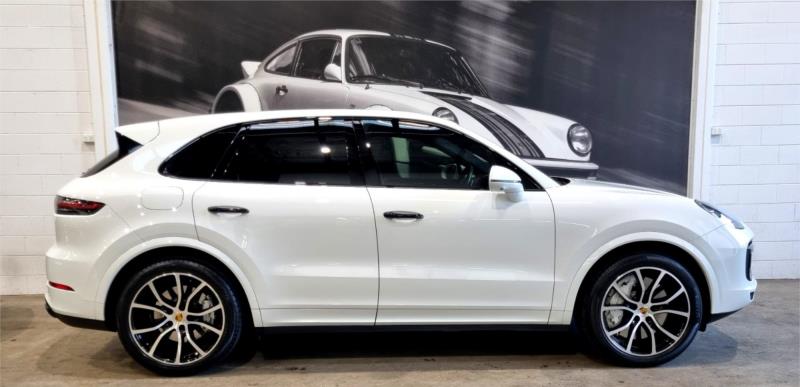 2019 Porsche Cayenne Wagon Turbo E3 MY19